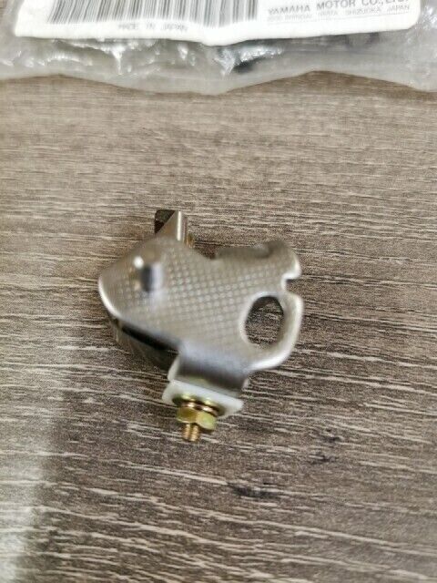 NOS YAMAHA ET250B ET250A 1978 1977 CONTACT BREAKER 650-81321-10-00 Y112