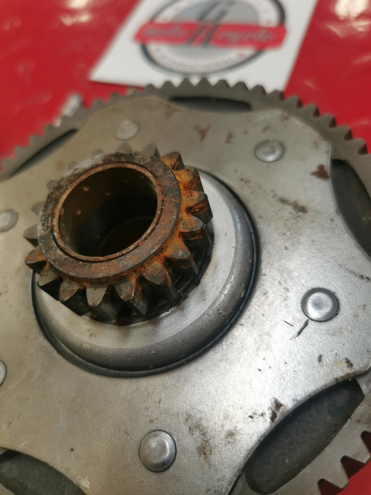 Honda MT250 1975 clutch basket pressure plate MR250 1974 1976 22100-358-000