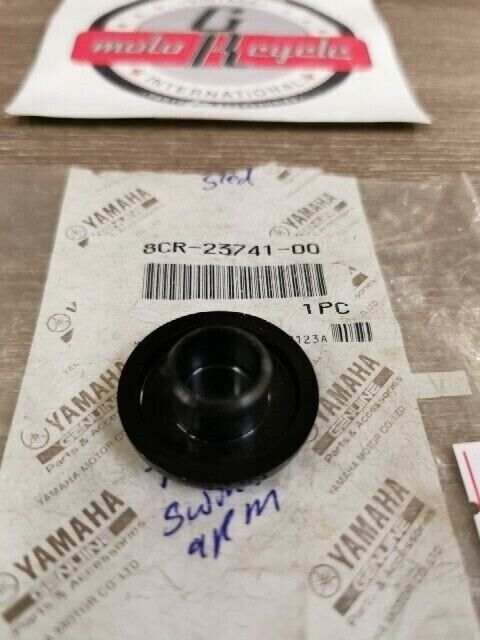 NOS YAMAHA VMAX 500XT VX600SXSB VT500A VX500XT VT600A CAP 1 8CR-23741-00-00 Y108