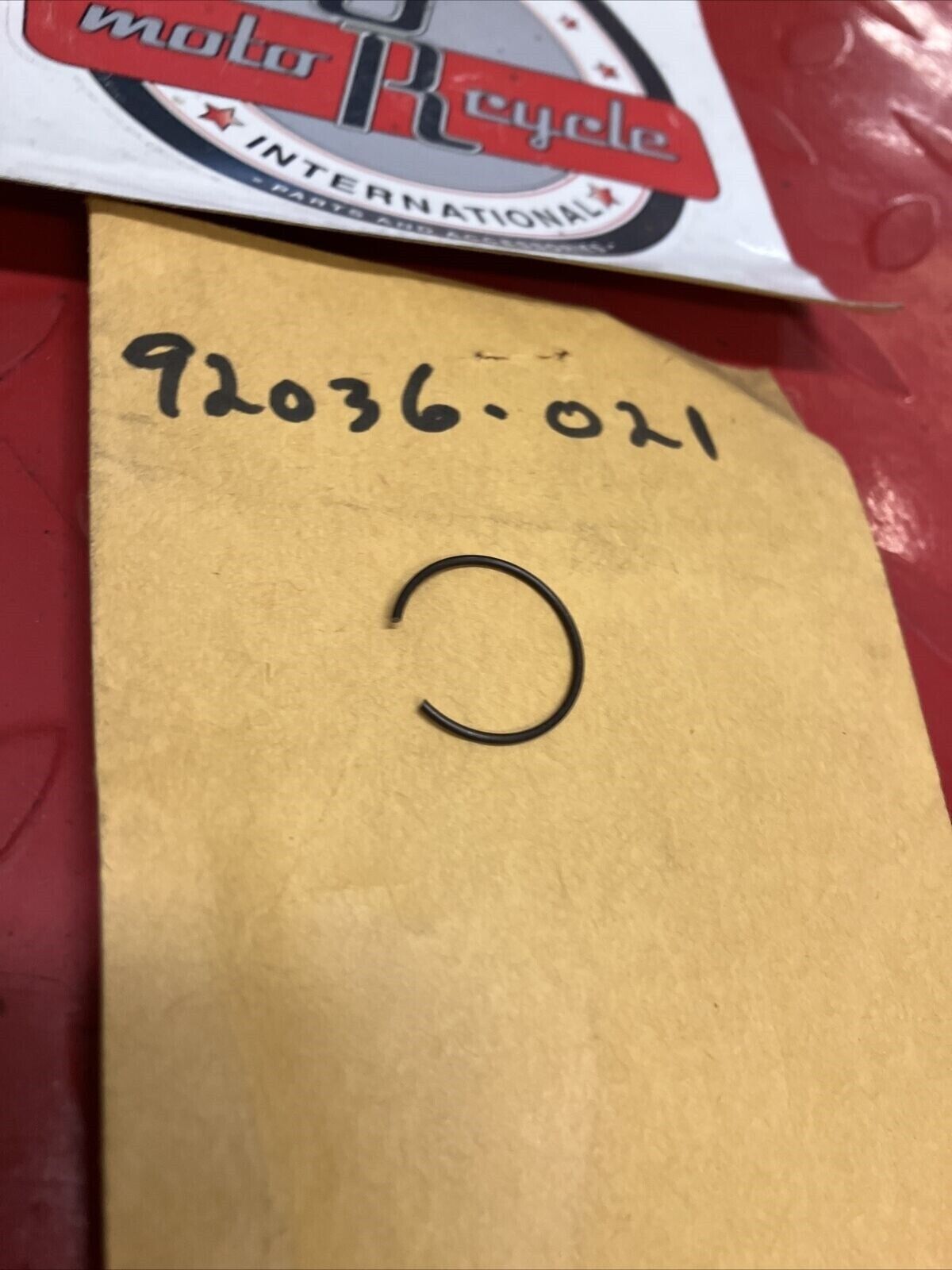 NOS KAWASAKI PISTON PIN CIRCLIP SNAP RING 92036-021 K19