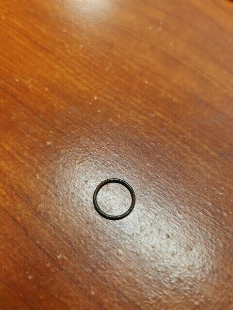 NEW NOS Honda CB250 CB400 CB450 CB750 VALVE GUIDE CLIP 12211-250-310 H93