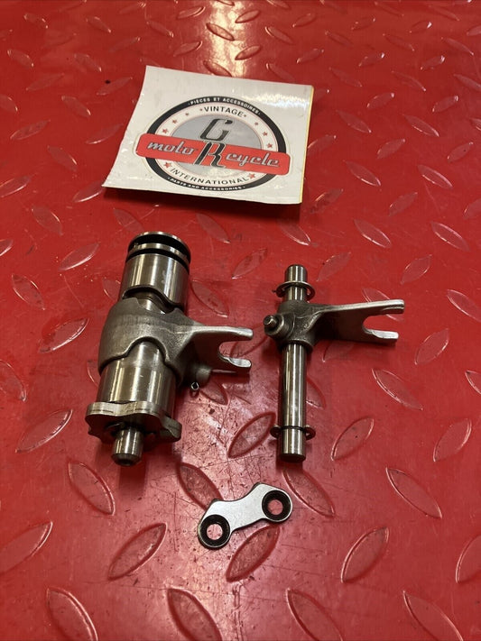 Yamaha DT80 1982 transmission gearshift gear shift can drum forks GT80