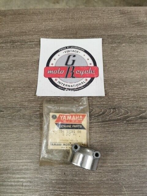 NOS YAMAHA TA125 TX650 XS1B 1971 CAP GRIP UPPER 256-26281-00-00 Y146