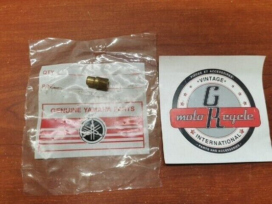 NOS Yamaha FS1 IT175 IT250 IT400 RD400 TT500 XS400 BUSHING 306-25136-00-00 Y135