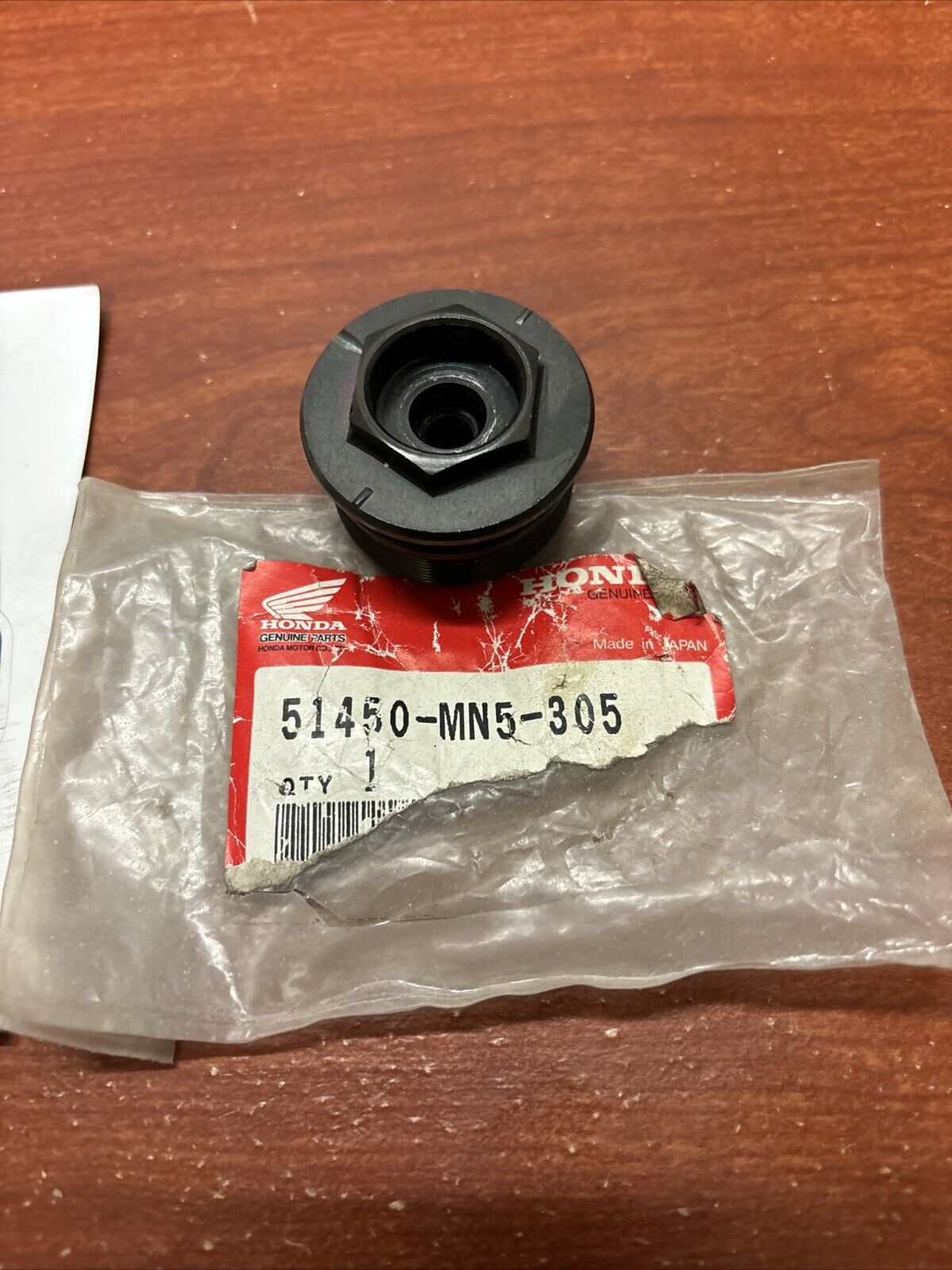 NOS Honda GL1500 FRONT FORK BOLT INCOMPLETE 51450-MN5-305 H177