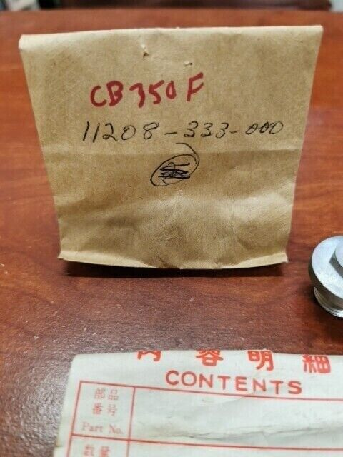 NOS Honda CB350F CB400F OIL PASSAGE CAP 11208-333-000 H98