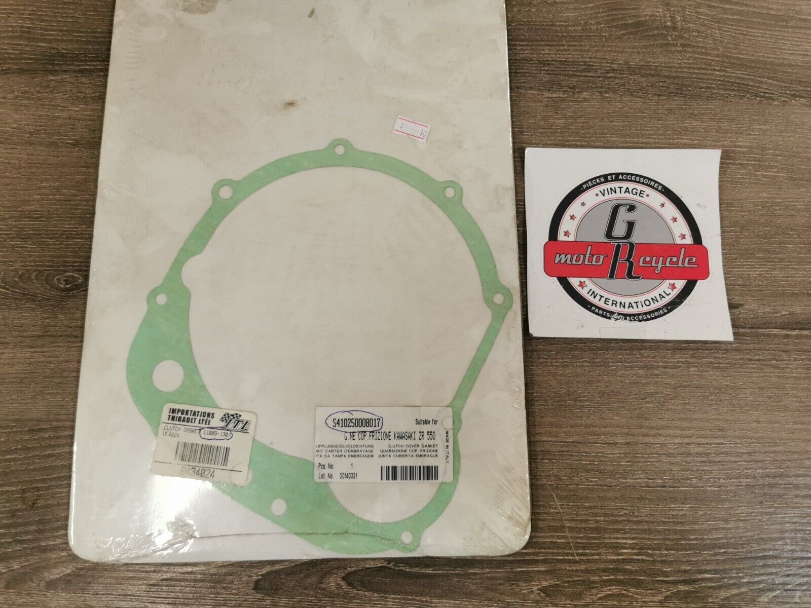 NOS ATHENA Kawasaki KZ  KZ550 ZR550 ZX550 Clutch Cover Gasket S410250008017 J45
