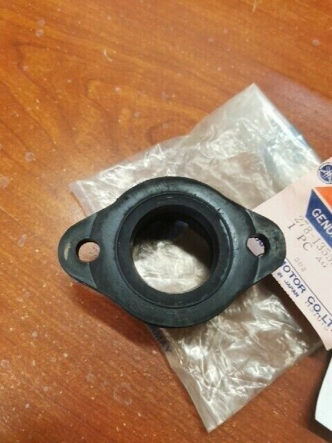 NOS Yamaha DS7 R5 TA125 JOINT 278-13555-00-00 Y141