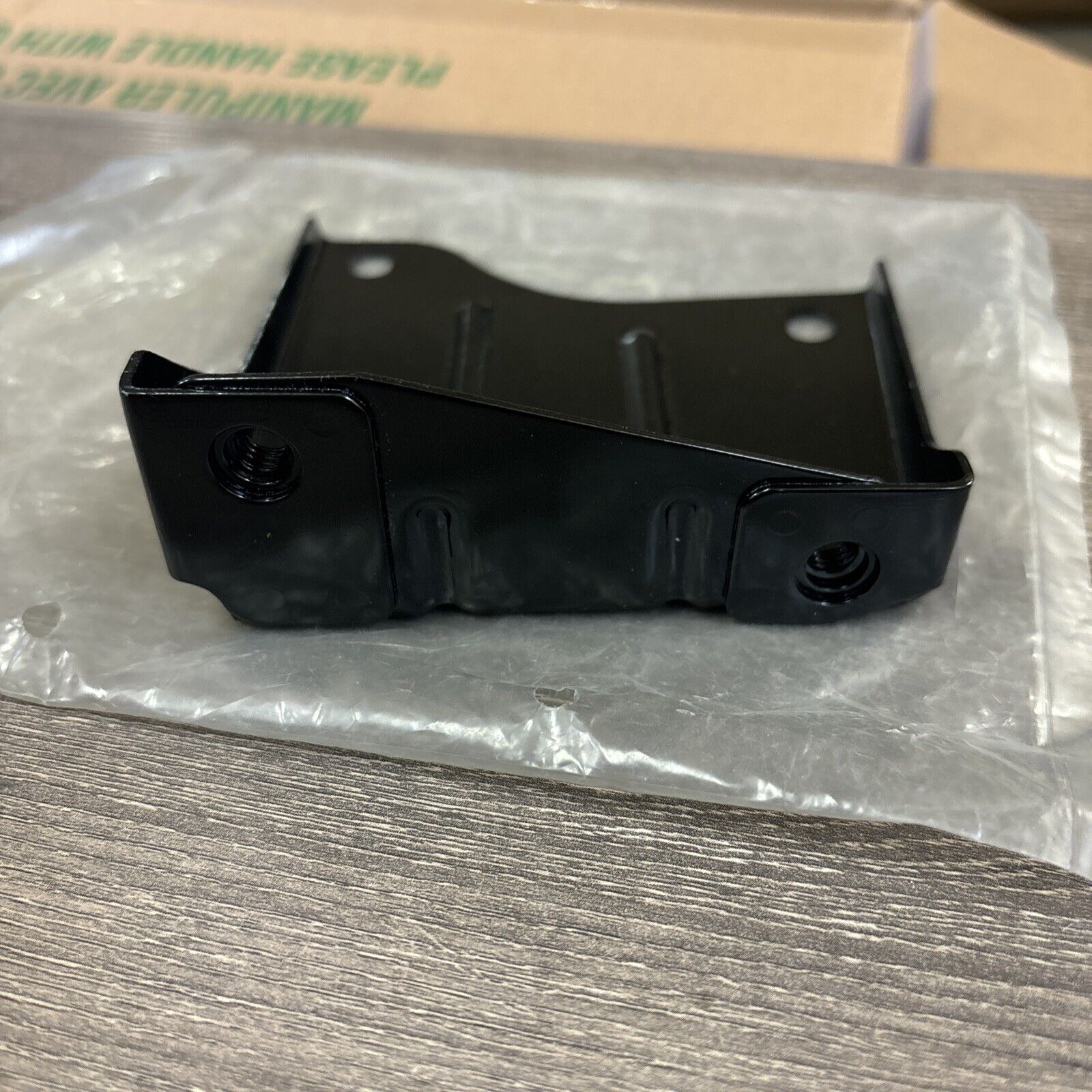 NOS Honda 1977 - 1984 FL250 REDUCTION CASE BRACKET 40550-950-000ZA H114