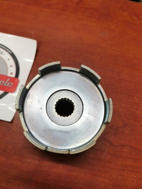 NOS Yamaha YFM350 YFM400 YFM450 YFM600 STARTER PULLEY 1UY-15723-00-00 Y105
