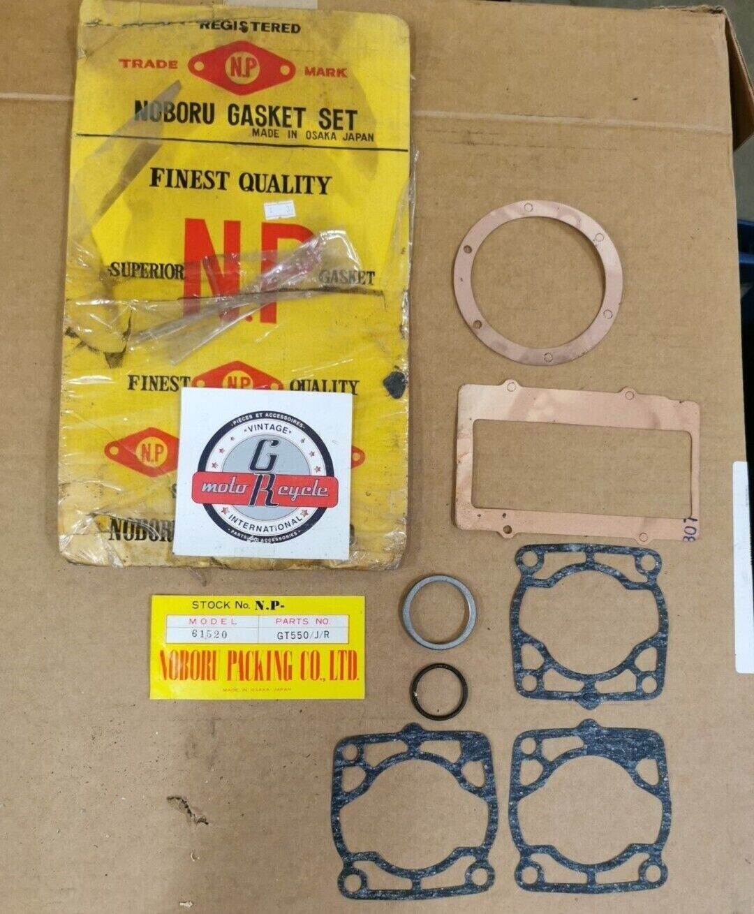 NOS NOBORU SUZUKI GT550JR GASKET KIT INCOMPLETE SET 61520 J49