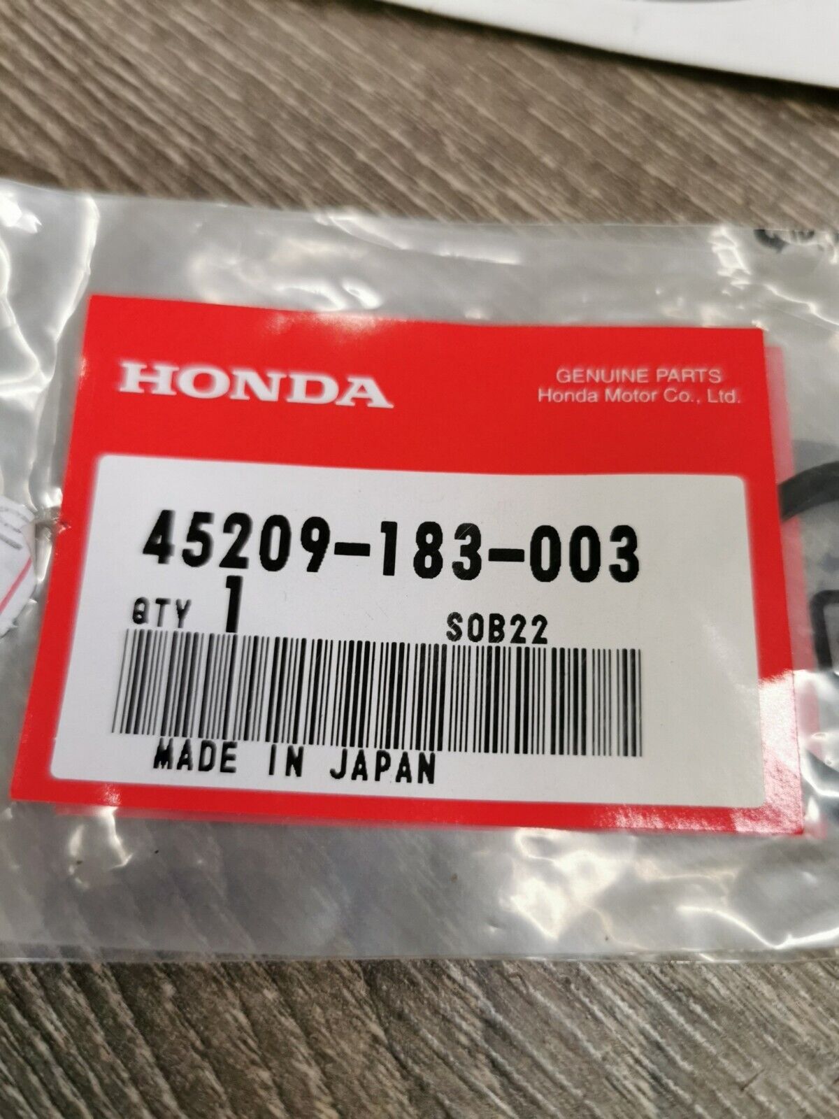 NEW NOS HONDA VT700C PISTON SEAL 45209-183-003 H52