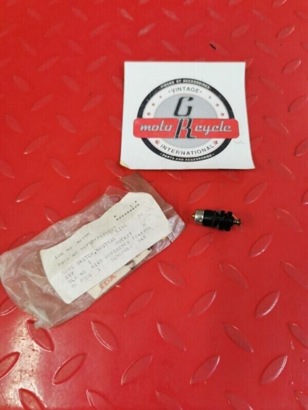 NOS HONDA  MT250 CB200T MT125 CB360T SWITCH  NEUTRAL 35750-333-023 H39