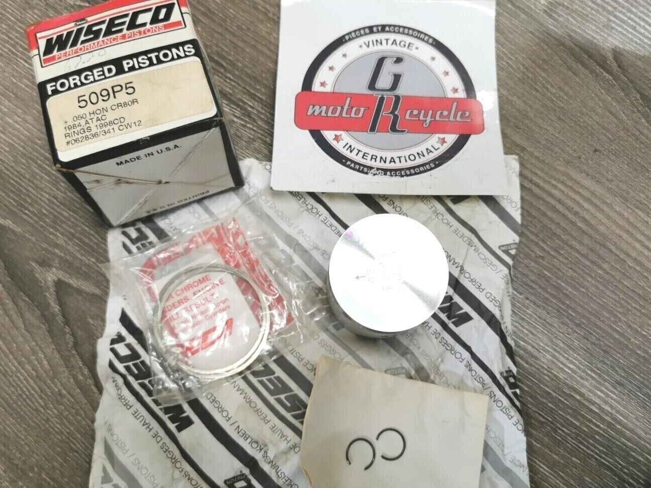 NOS WISECO HONDA CR80R 1984  PISTON SET NO PIN 1.25 OVER 509P5 J33