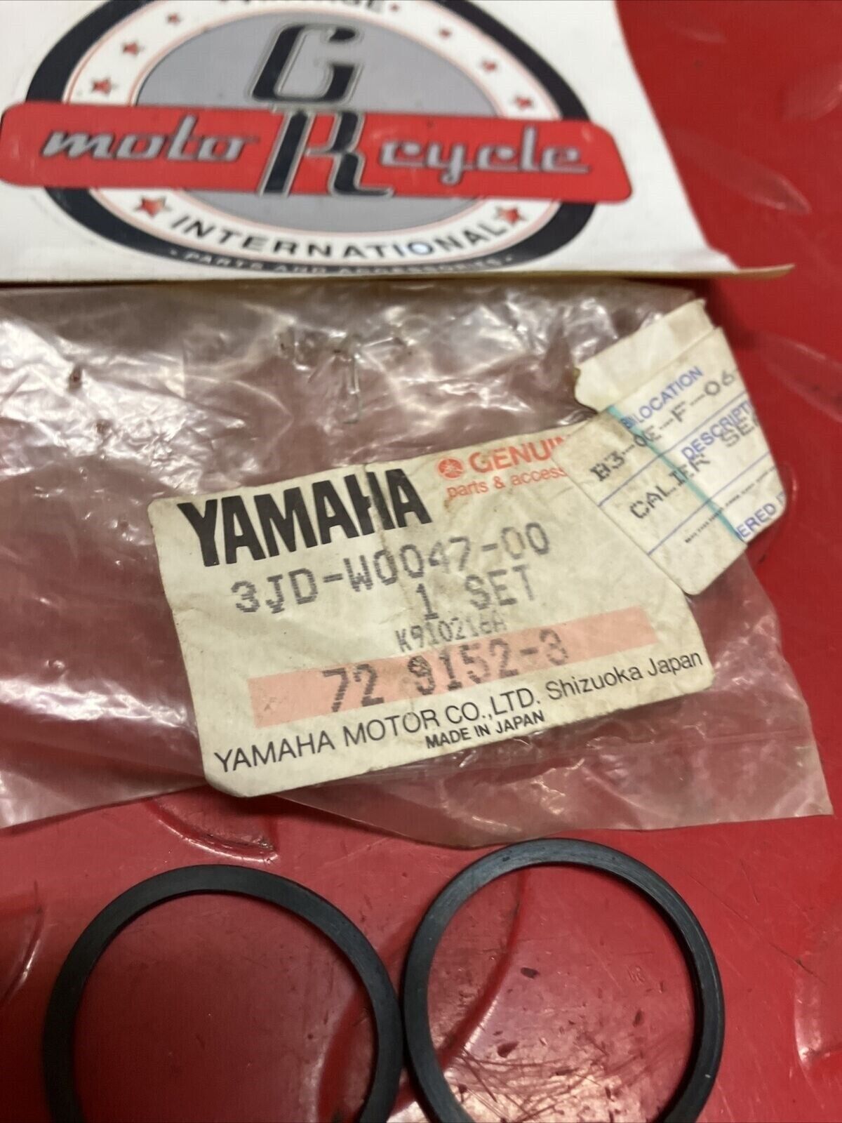 NOS YAMAHA CALIPER SEAL SET 3JD-W0047-00-00 Y62
