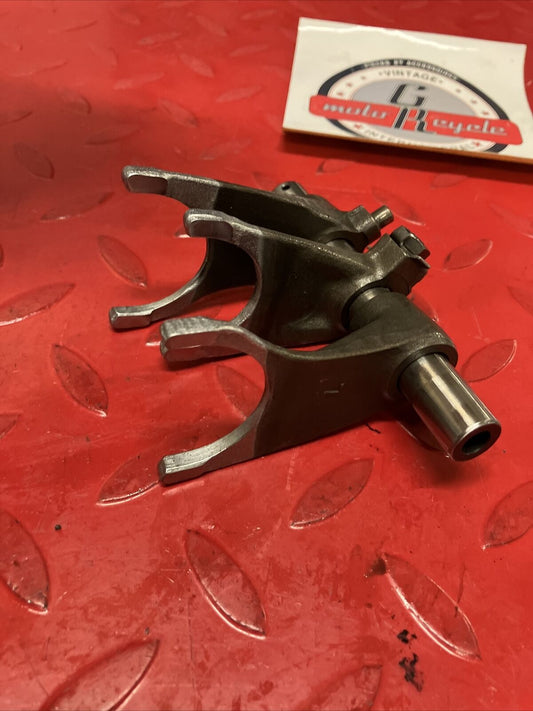 Honda XL600R 1986 transmission gearshift gear shift fork shaft 24211-MG3-000 2