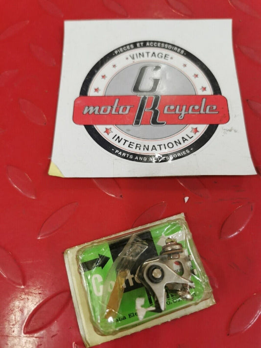 NOS YAMAHA RD250 TX500 XS750  IGNITION CONTACT POINTS 371-81621-10-00 J11