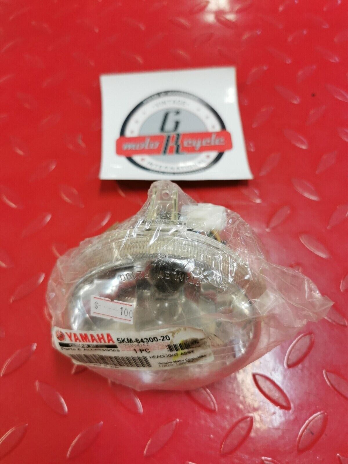 NOS Yamaha BIG BEAR KODIAK HEADLIGHT 5KM-84300-20-00 Y23