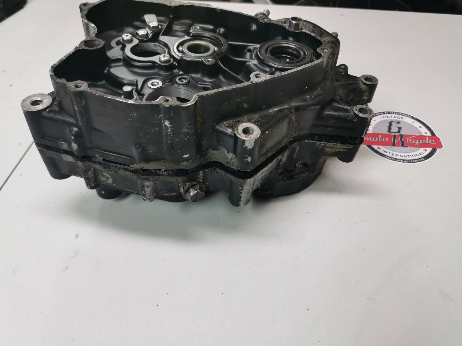 Suzuki PE175 1982 right left crankcase crank case 1983 1984