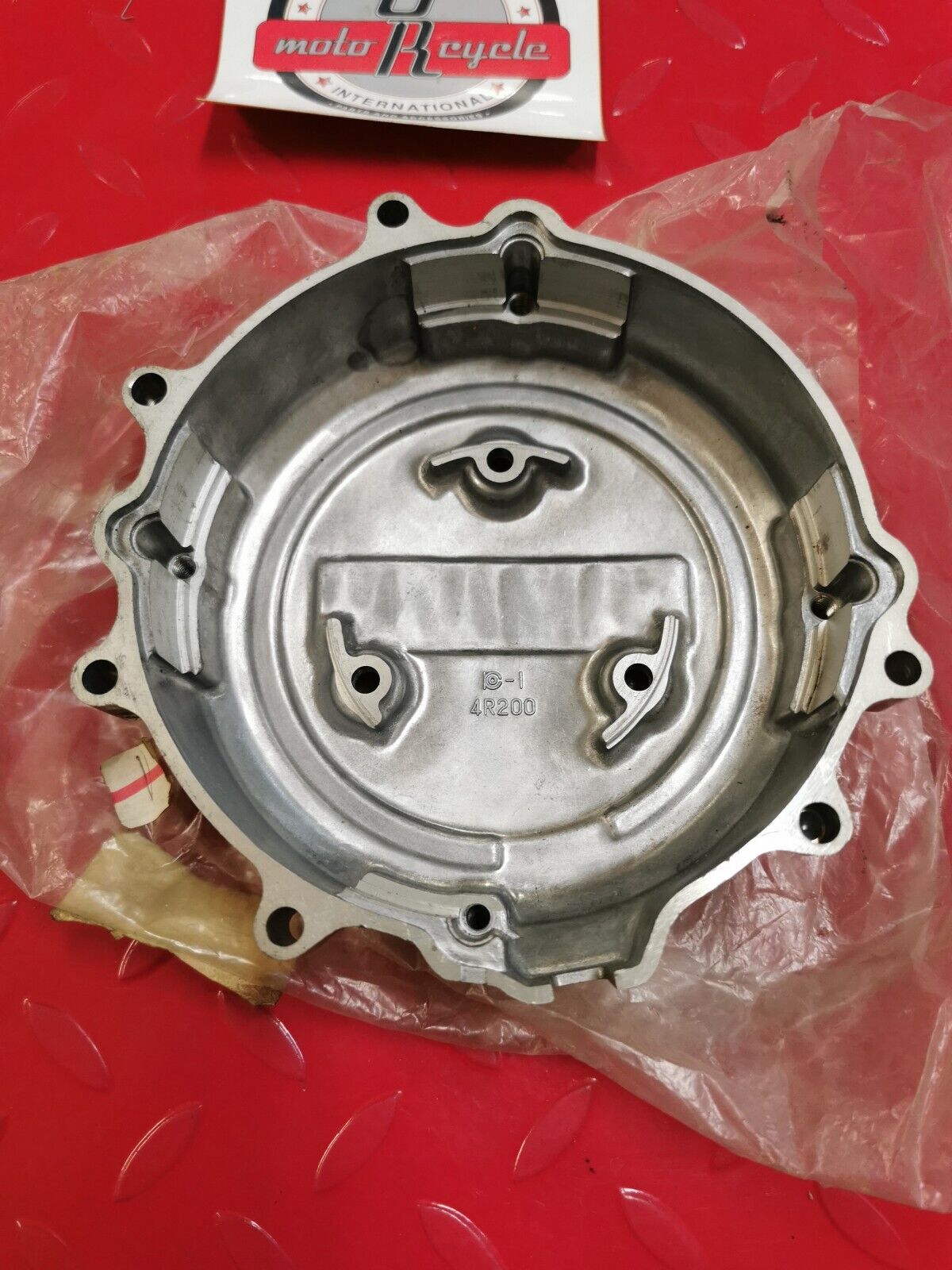 NOS Yamaha XS850 1981 COVER GENERATOR 4R2-15415-00-00 Y19