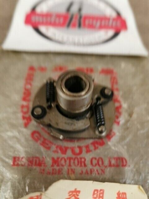 NOS HONDA CB125S CL100S CB100 SL100 ADVANCER ASSY SPARK 30220-107-154 H81