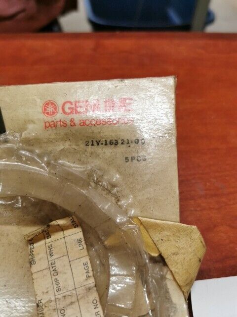 NOS Yamaha DT125 FRICTION PLATE QTY.5 21V-16321-00-00 SUB 3XP-16321-00-00 Y118