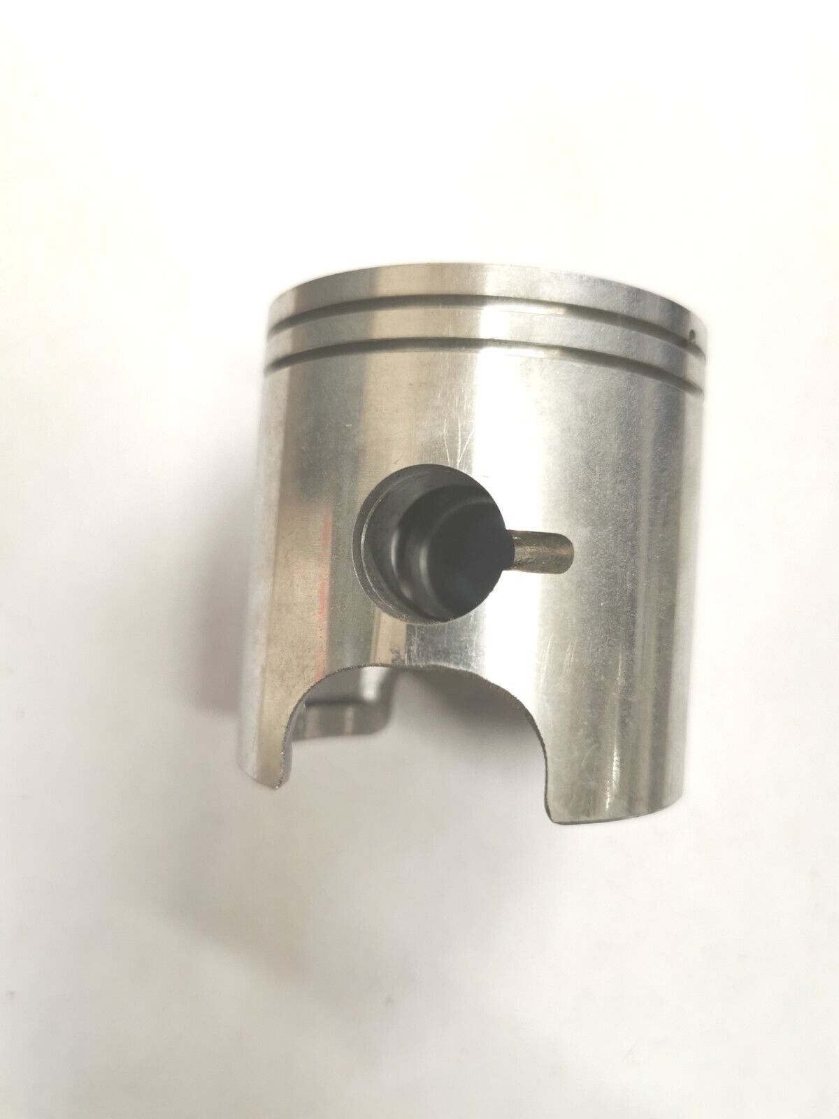 NOS SUZUKI RM125 1976 PISTON 0.25 12110-41300 S24