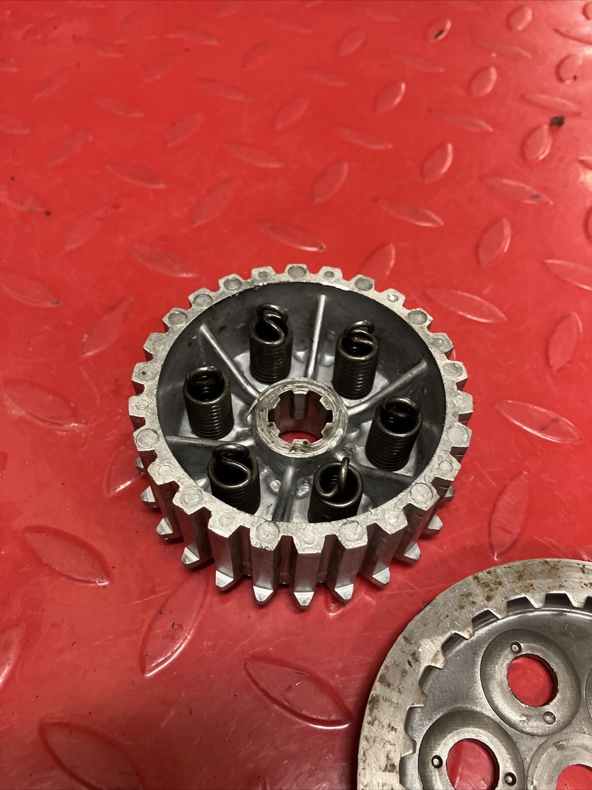 Suzuki RV90 1973 complete clutch assembly hub basket pressure plate