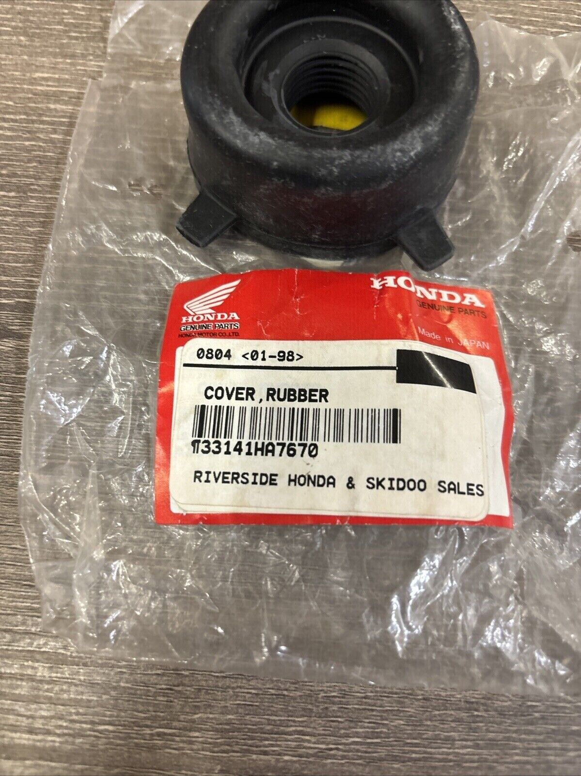 NOS Honda TRX350 TRX400FW TRX450ES TRX450S RUBBER COVER 33141-HA7-670 H117