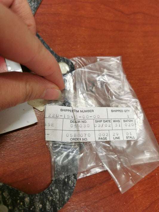 NOS Yamaha CRANKCASE COVER GASKET 22U-15451-00-00 SUB. 4VR-15451-00-00 Y94