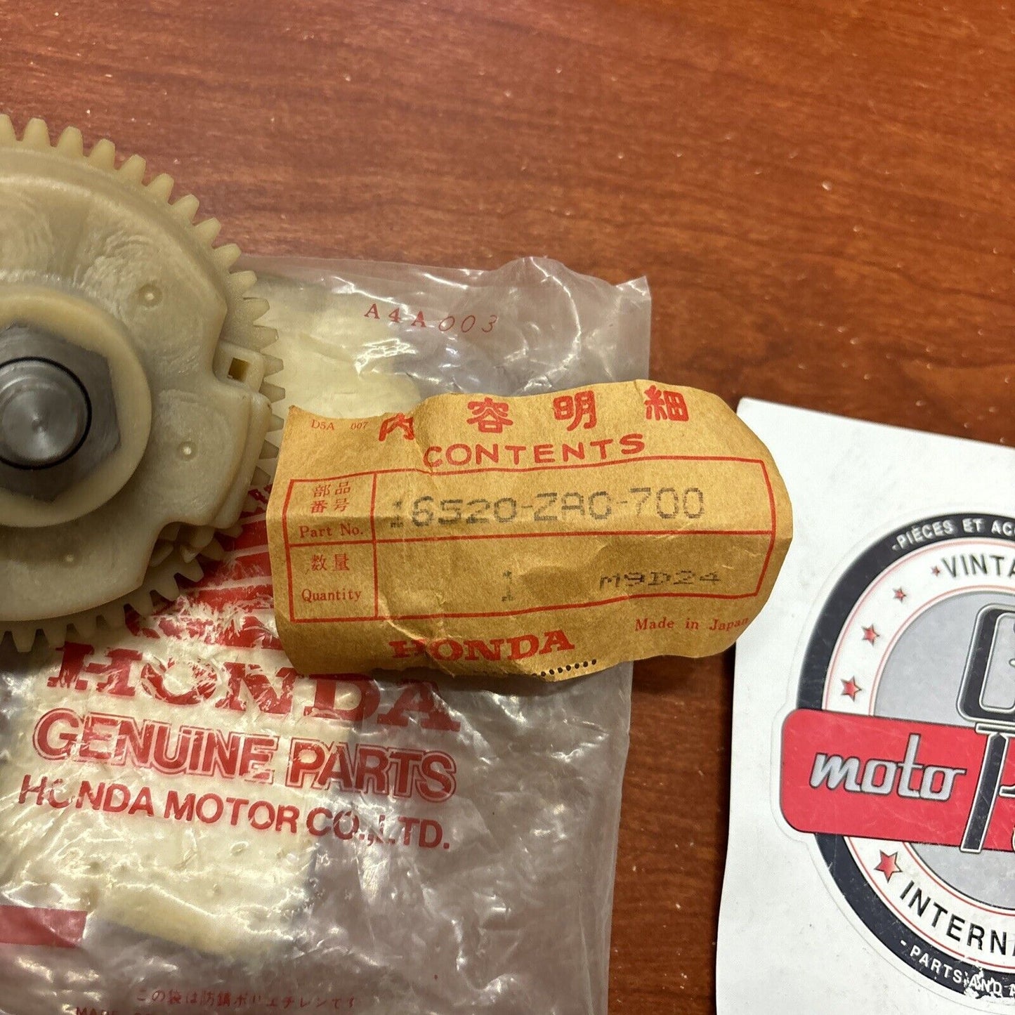NOS Honda GX360 K1 GOVERNOR SHAFT 16520-ZA0-700 H153