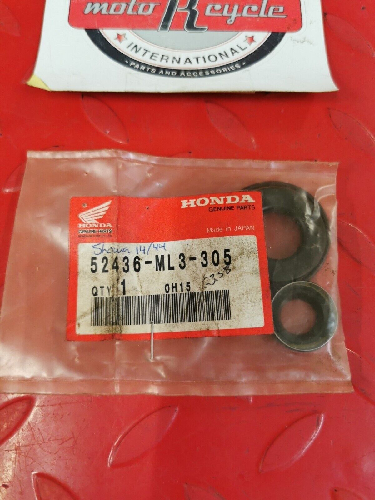 NOS HONDA CR250R CR500R 1988 - 1990  OIL SEAL SET INCOMPLETE  52436-ML3-305 H38