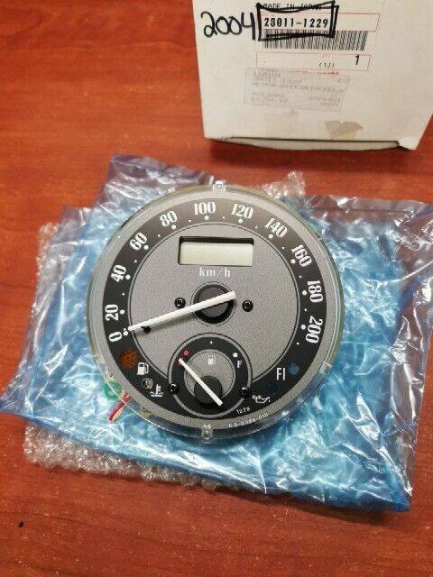 NOS Kawasaki 2002 - 2004 VN1500 SPEEDOMETER & TACHOMETER KPM 28011-1229 K37