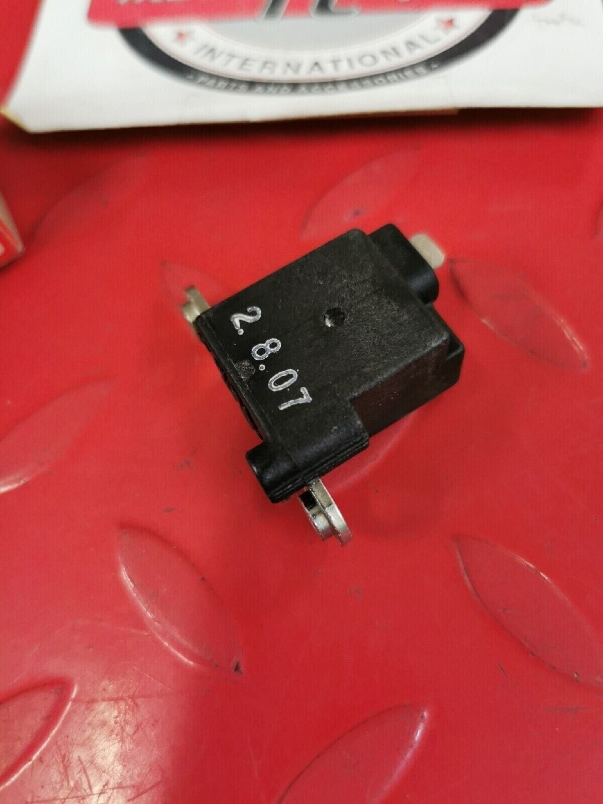 NOS HONDA TRX250TM TRX300 TRX650FA TRX350TM  PULSE GENERATOR 30300-HA0-033 H39
