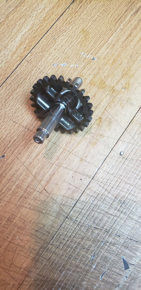 Honda CR80R 1984 waterpump water pump shaft CR85R 25T