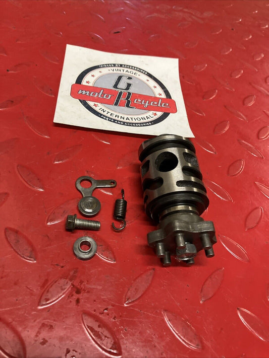 Kawasaki KDX200 1986 gearshift gear shift change mechanism cam drum lever arm 2
