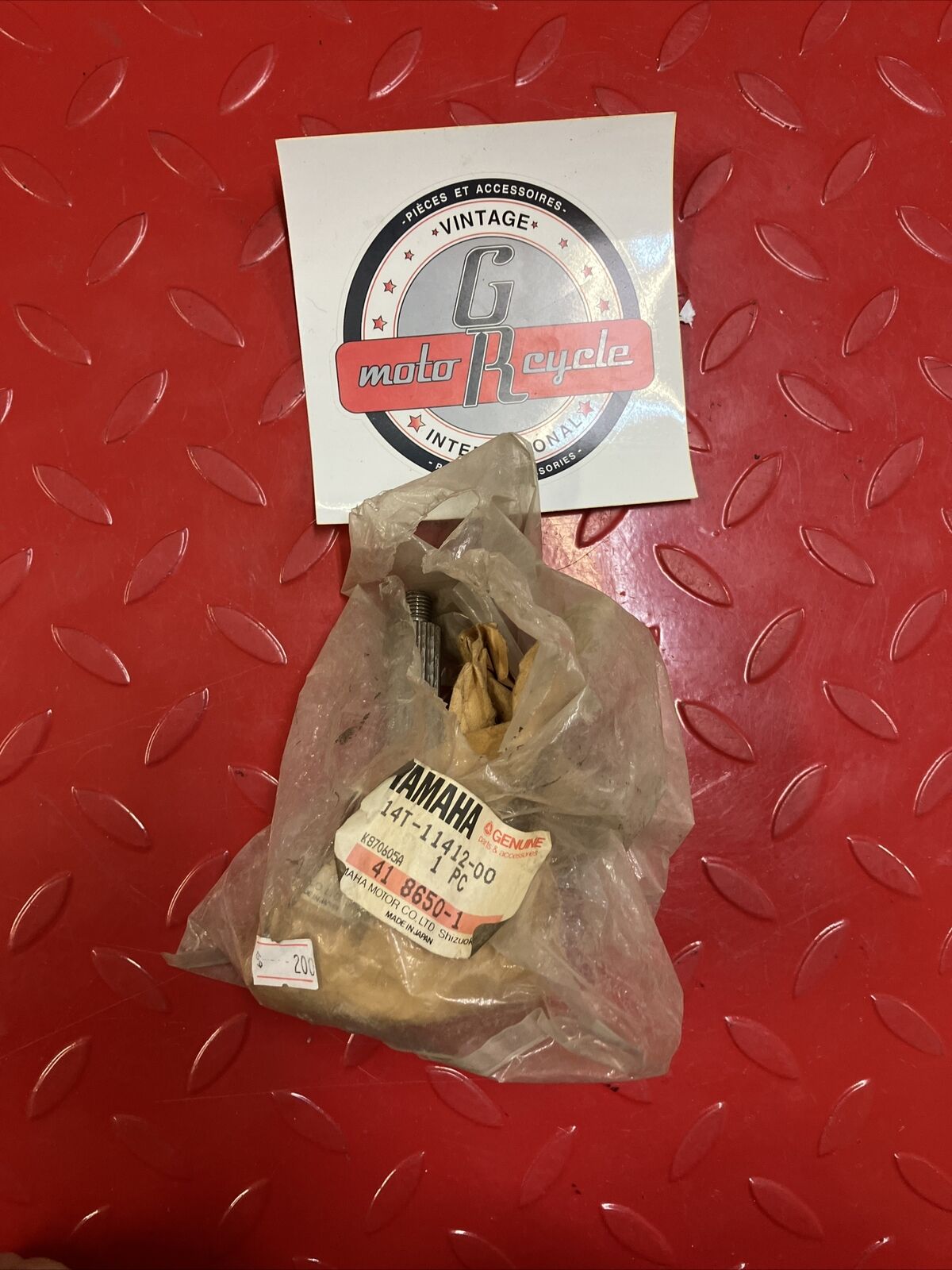 NOS Yamaha RIVA 50 CA50 1983 - 1985 LEFT CRANKSHAFT 14T-11412-00-00 Y16