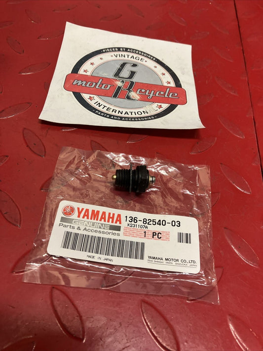 NEW NOS YAMAHA RD 200 DT Neutral Switch 136-82540-00-00 sub. 136-82540-03-00 Y58