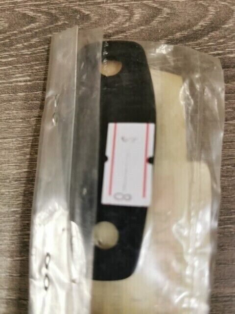 NOS YAMAHA FZ700 FZ750 1986 - 1987 PLATE MIRROR FITTING 1AE-26298-00-00 Y104