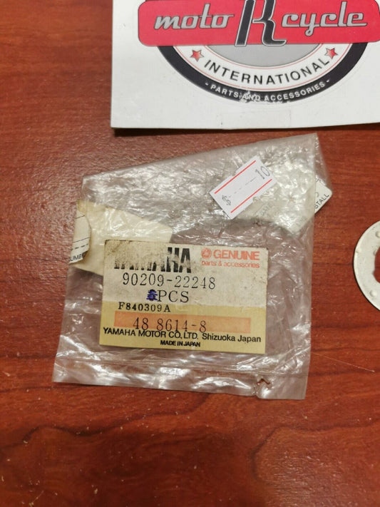 NOS Yamaha WASHER 90209-22248-00 Y70