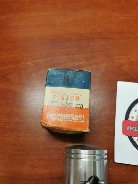 NOS Kawasaki 1971 - 1973 F6 PISTON STD 13001-045 K23