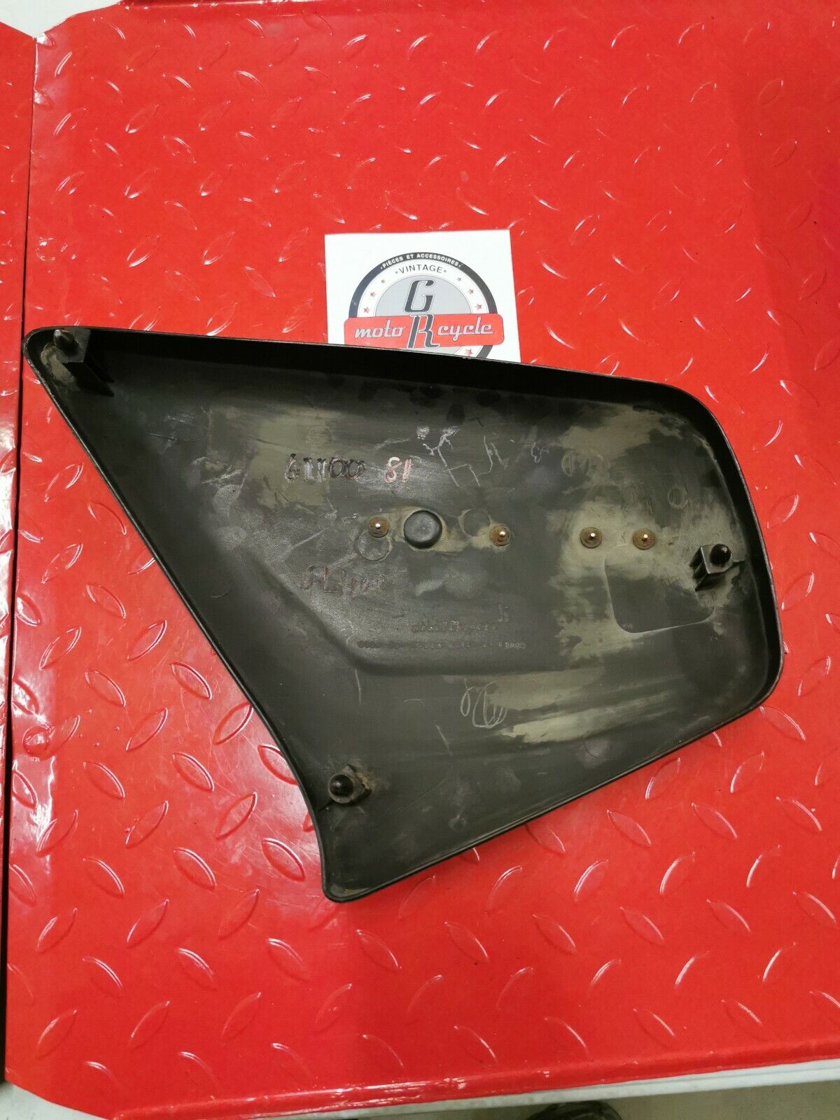 Honda GL1100 1983 goldwing 1100 right side cover panel fairing 1980 1981 1982