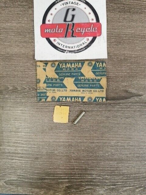 NOS YAMAHA EL433B GP246F GP300 GP433B GP440 GP338 PIN 90243-05003-00 Y149