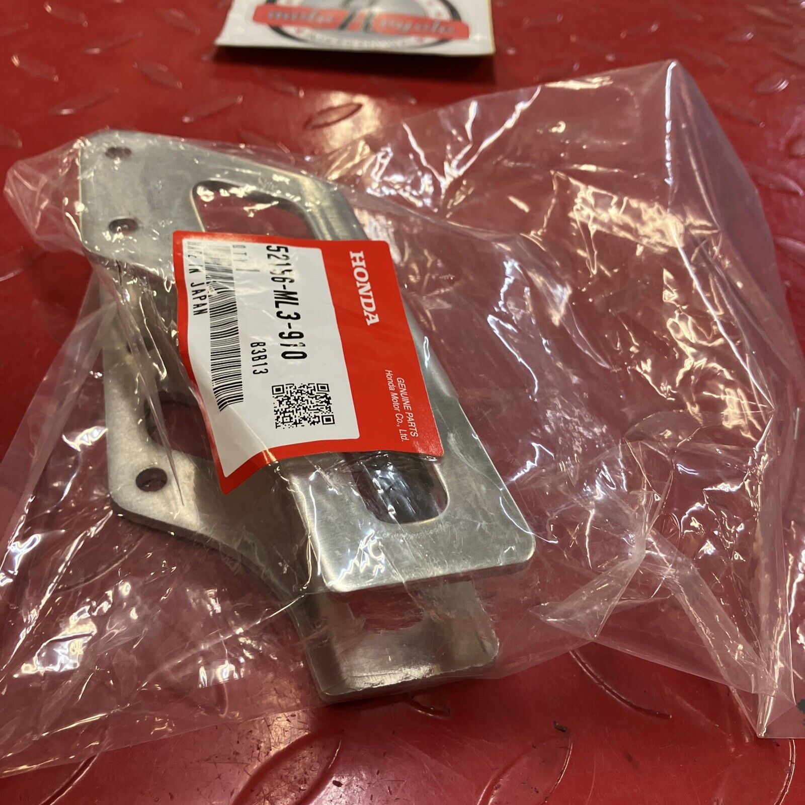 NEW Honda CR125R CR250R CR500R CRF250 CRF450 CHAIN GUIDE PLATE 52156-ML3-910 H99