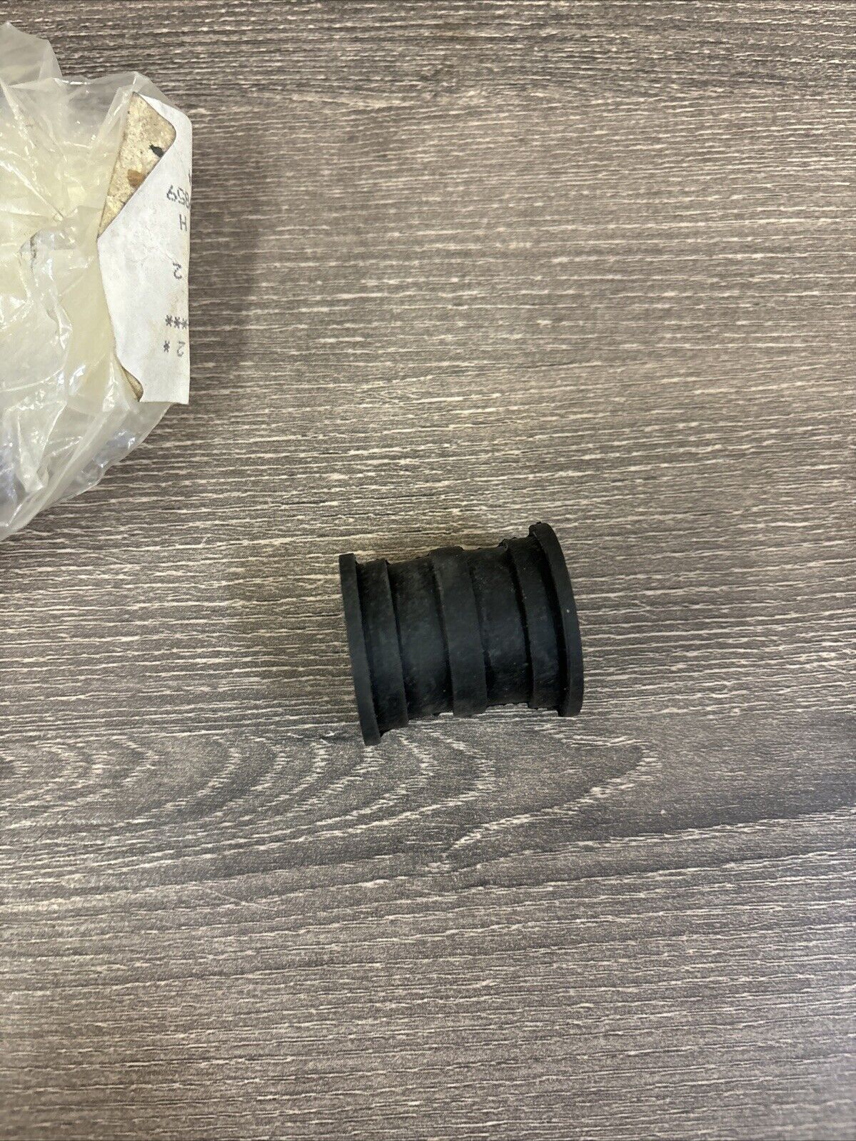NOS Honda XL175 XL250 XL350 CB250 REAR FENDER SETTING RUBBER 80112-329-010 H132