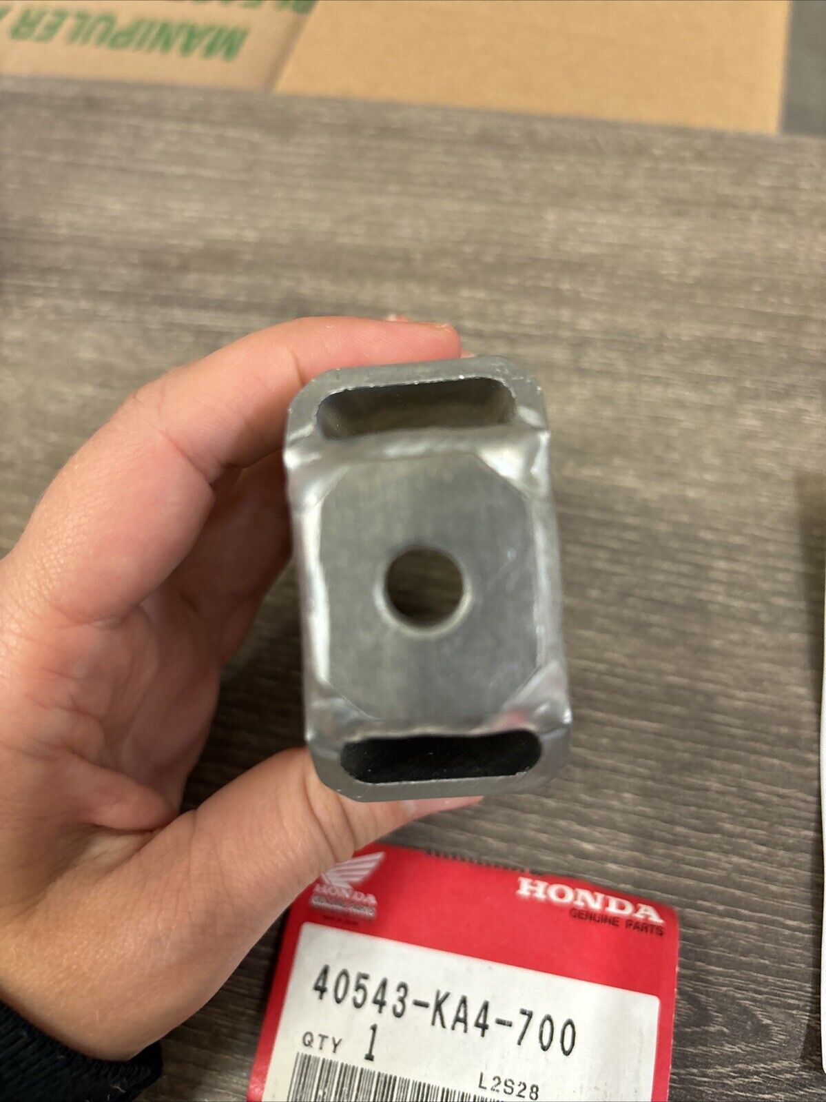 NOS Honda CR125 R CR250 R CR480 R CR500 R CHAIN ADJUSTER 40543-KA4-700 H127