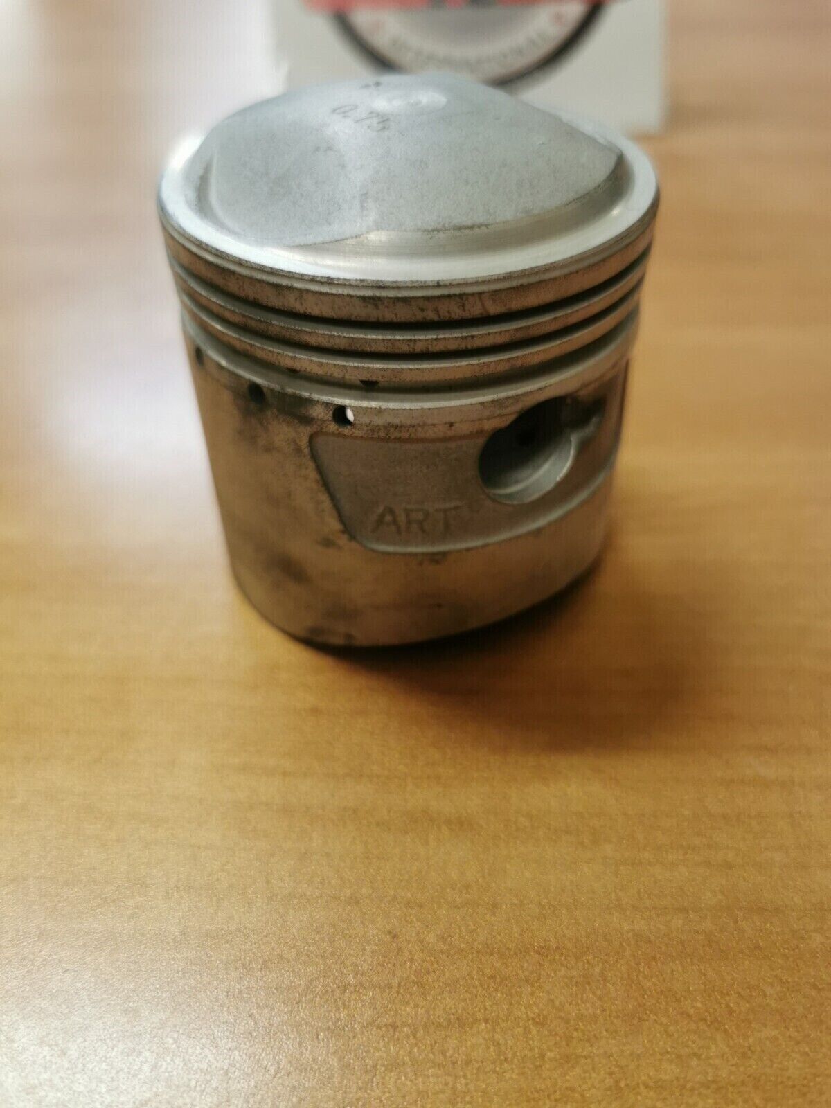 NOS HONDA  CB77  PISTON  0.75   13104-275-000  H22