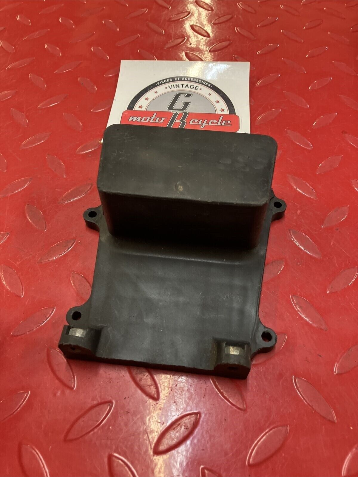 Yamaha RD400 1977 Airbox air box cleaner filter silencer housing 1976 1979