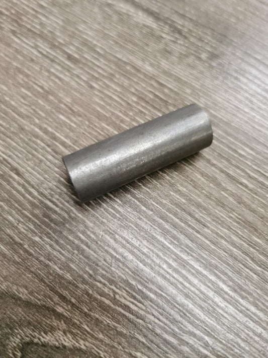 NOS YAMAHA  TT-R125  YZ80 DT50  SPACER 90560-12257-00   Y57
