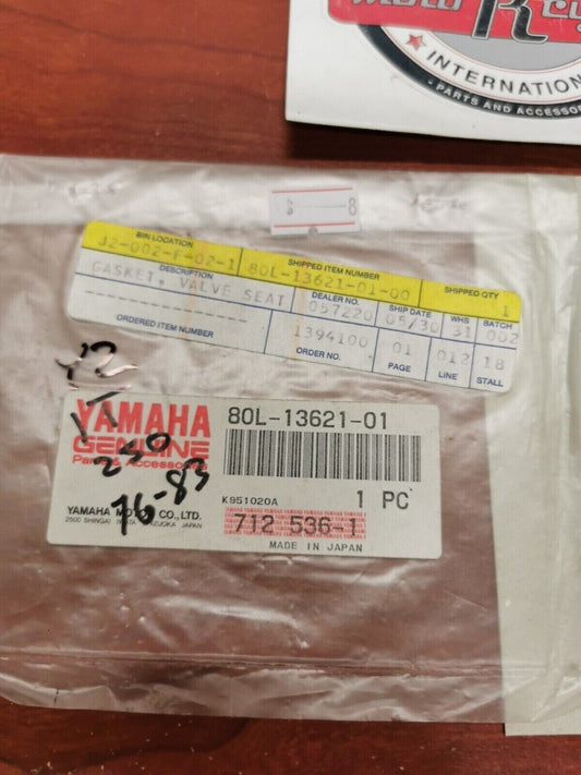 NEW NOS Yamaha PZ480 SR540 VT YZ125 IT490 VALVE SEAT GASKET 80L-13621-01-00 Y95